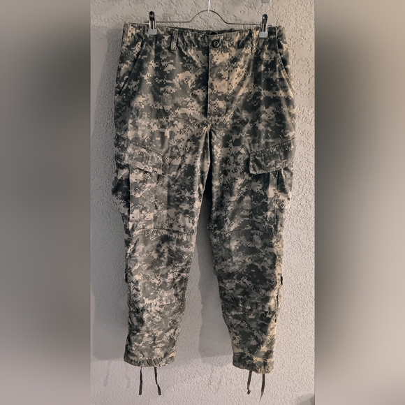 US Army ISSUED  ACU Digital Camo Pants Combat Medium Regular - Picture 8 of 12